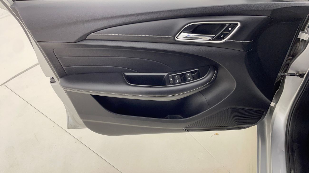 أم جي 5 STD 1.5 | بدون دفعة مقدمة | اختبار القيادة في المنزل