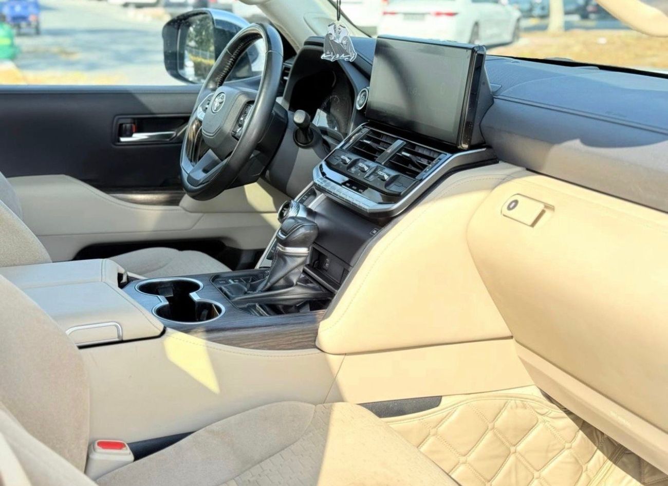 تويوتا لاند كروزر 2022 Model VXR TwinTurbo 3.5L Engine Full Option New Arrival