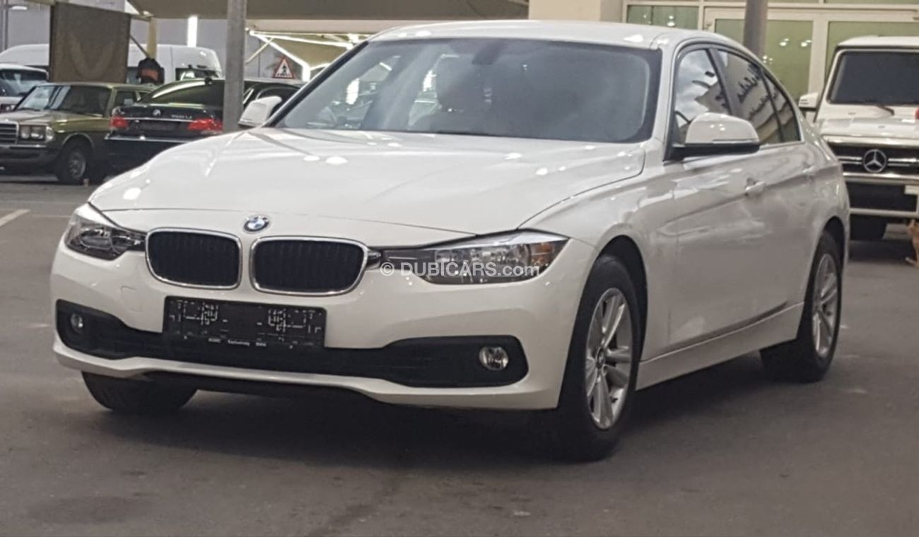 BMW 320i Bmw 320 model 2017 GCC car prefect condition full service full option low mileage