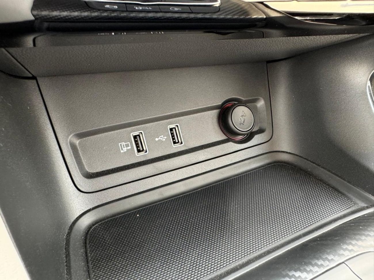 MG ZS MG ZS 1.5L (LUXURY) - 2025 MODEL SILVER COLOR