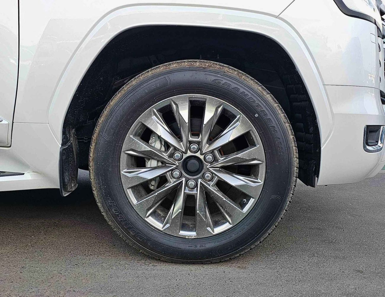 Toyota Land Cruiser VXR TWIN TURBO / EURO 4 / FULL OPTION / 3.5L V6 PETROL / BIG DVD / JBL SPKR / HEADUP / CODE # VXR3M)