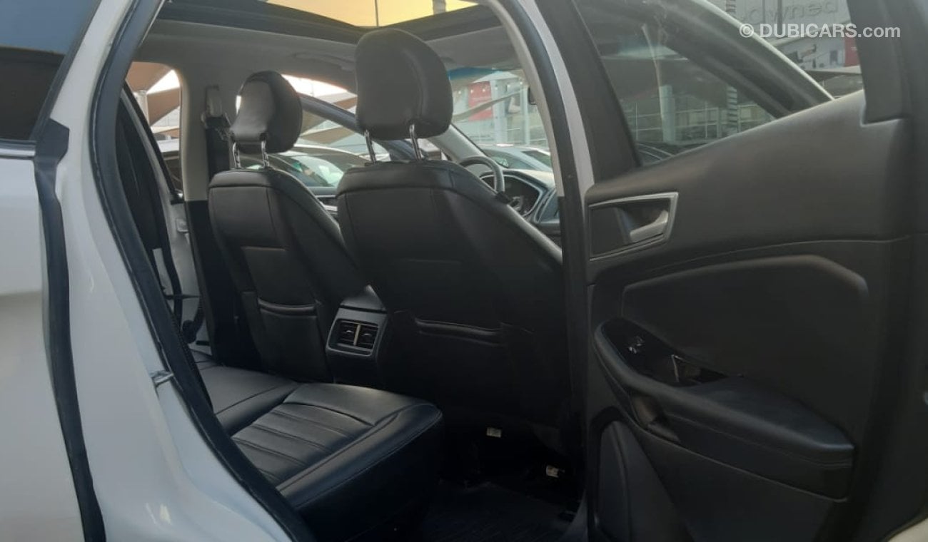 Ford Edge Import - panorama - number one - leather - screen - camera - Forel - cruise control - control - rear