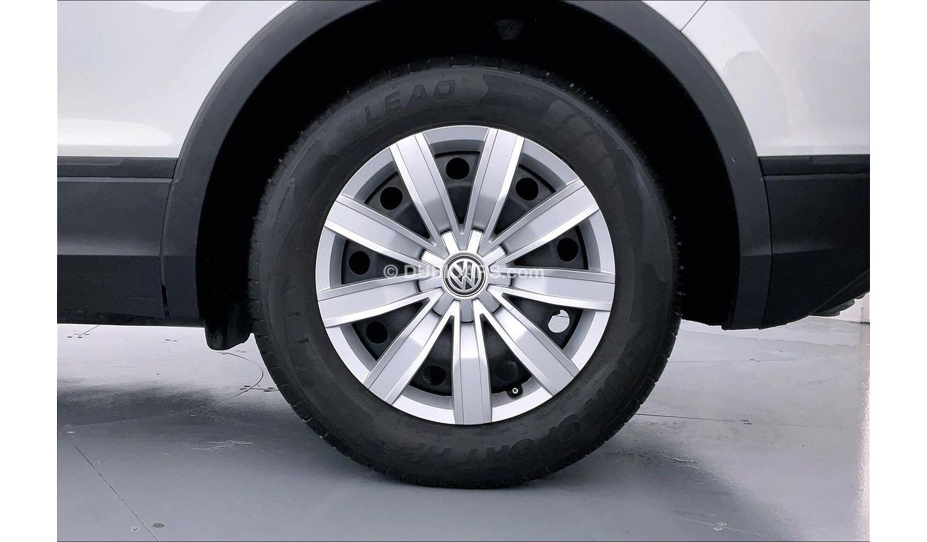 Volkswagen Tiguan S | 1 year free warranty | 1.99% financing rate | 7 day return policy