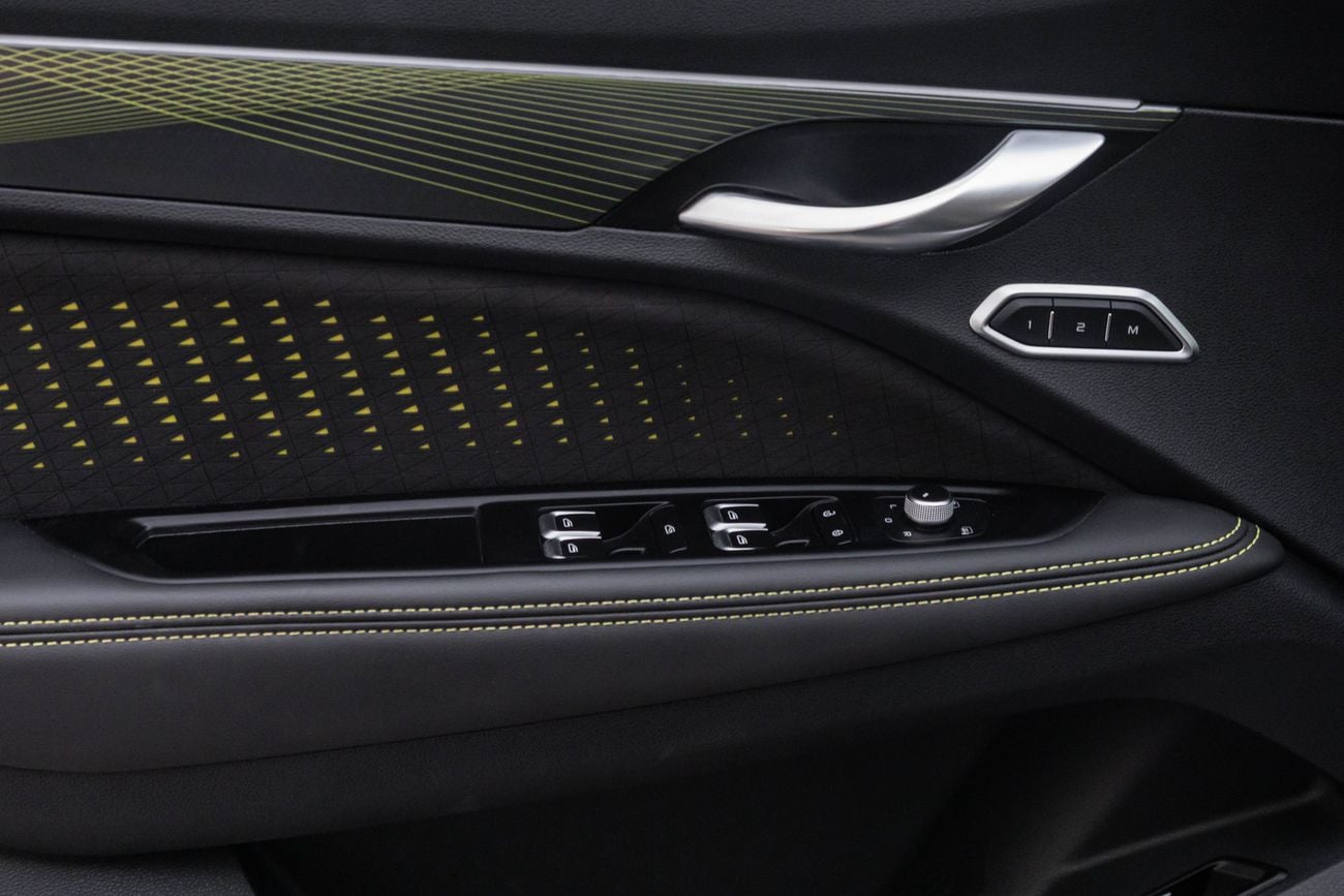 جيلي توجيلا GF+ Tugella GF+ | 1,665 P.M | 0% Downpayment | GEELY SERVICED