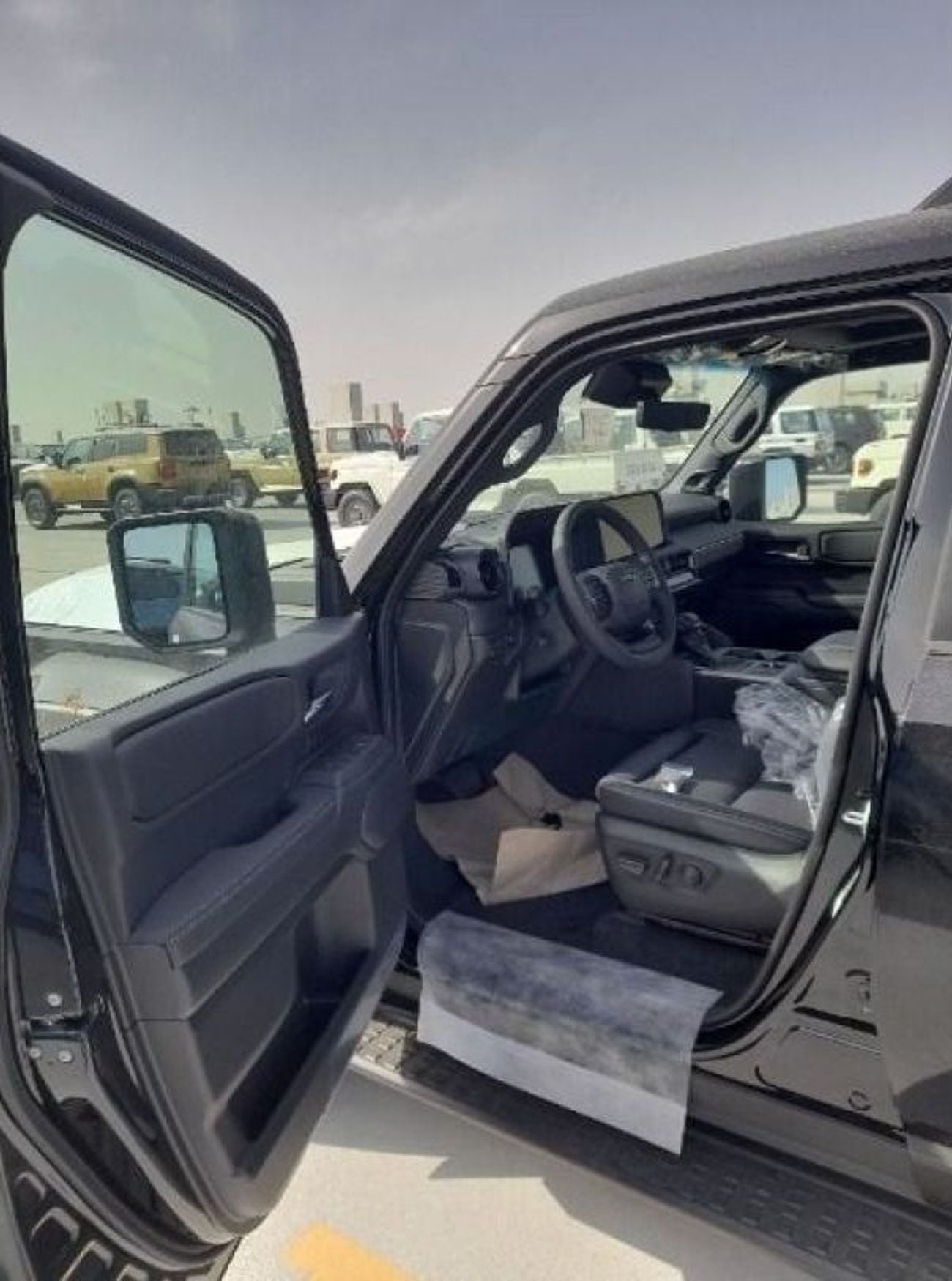 تويوتا برادو PRADO LUXURY 2.4L PETROL | 2026 | 0 KM | BRAND NEW | 03 YEARS WARRANTY