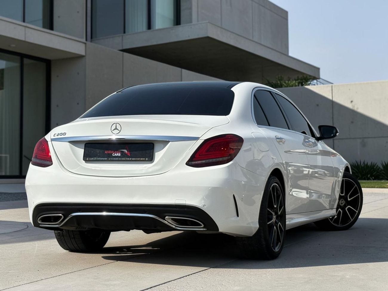 Mercedes-Benz C 200 AED 1,360 P.M | 0% DOWN PAYMENT | MERCEDES-BENZ C200 | 2020 | GCC SPECS