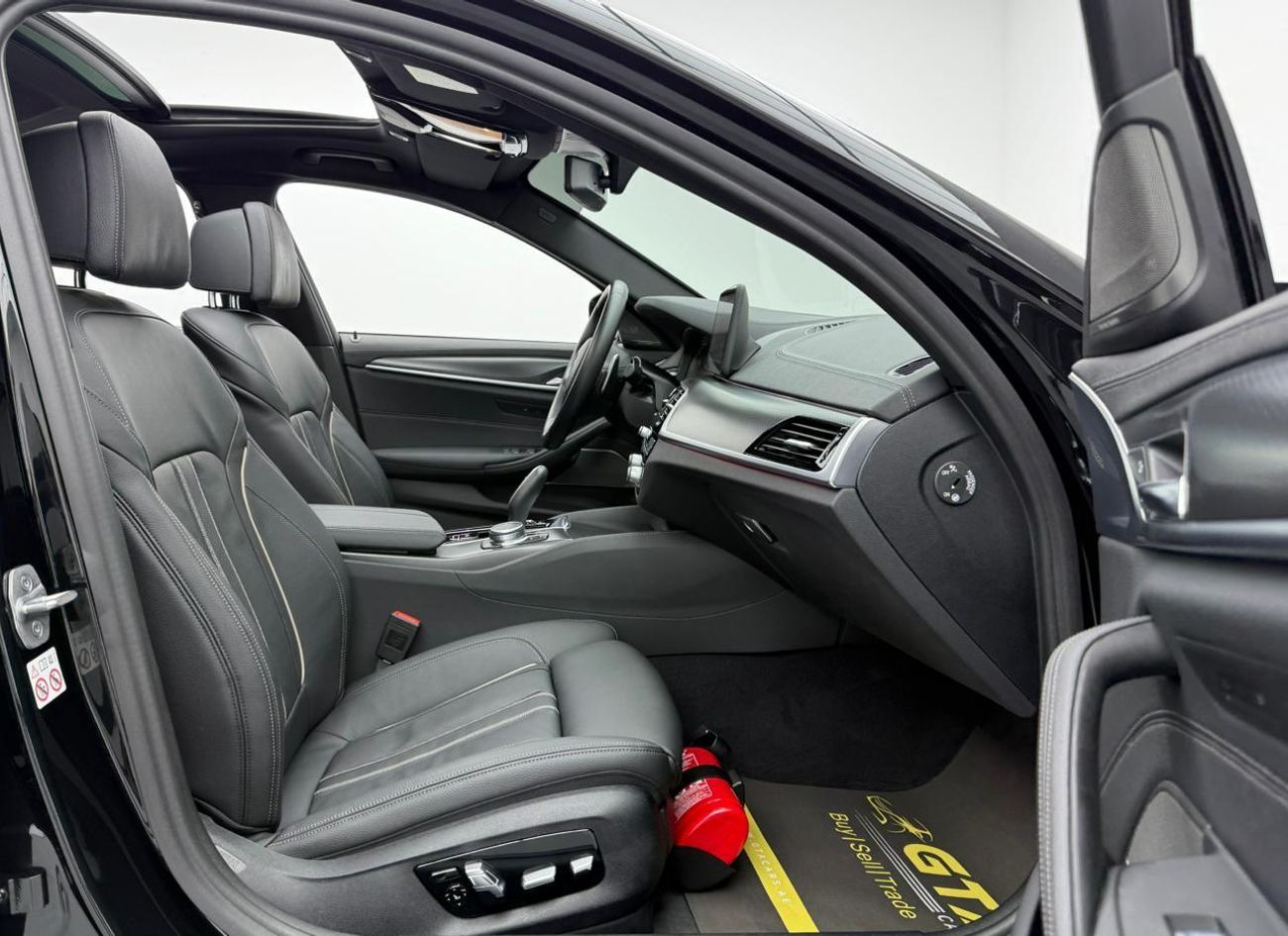 BMW 540i 2023 BMW 540i M-Sport, 2027 BMW Warranty + Service Pack, Full BMW Service History, Low Km, GCC