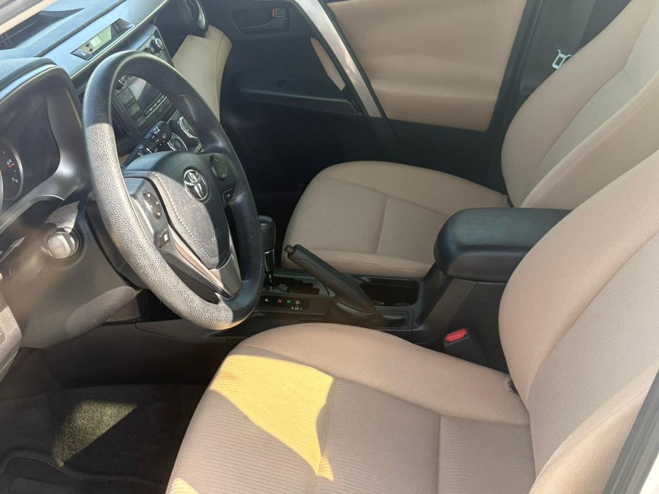 تويوتا راف ٤ 2.5L (2WD) EX