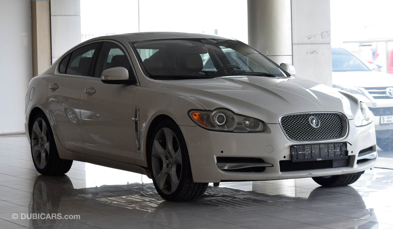 Jaguar XF SV8