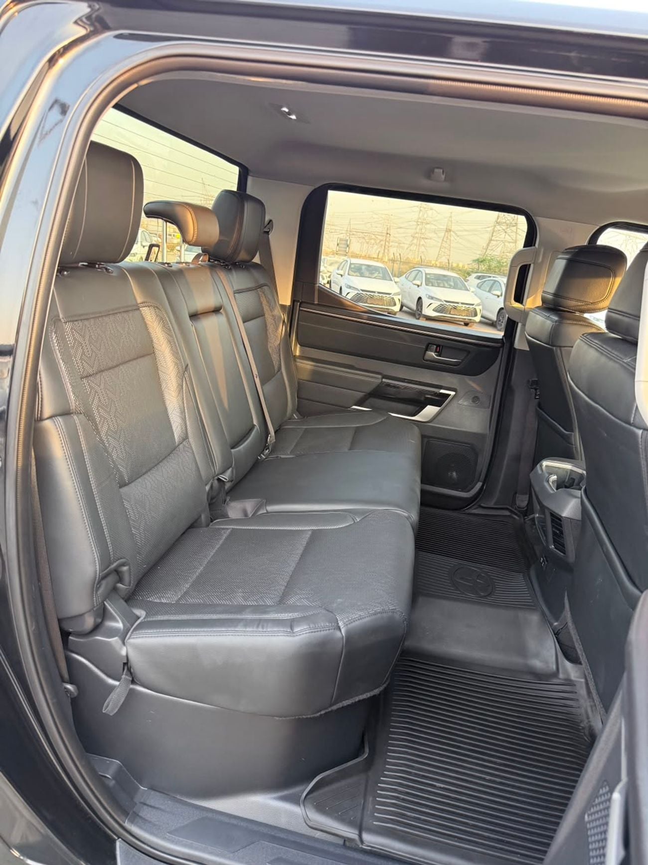 Toyota Tundra Full option/ 360 camera, leather seats 2023
