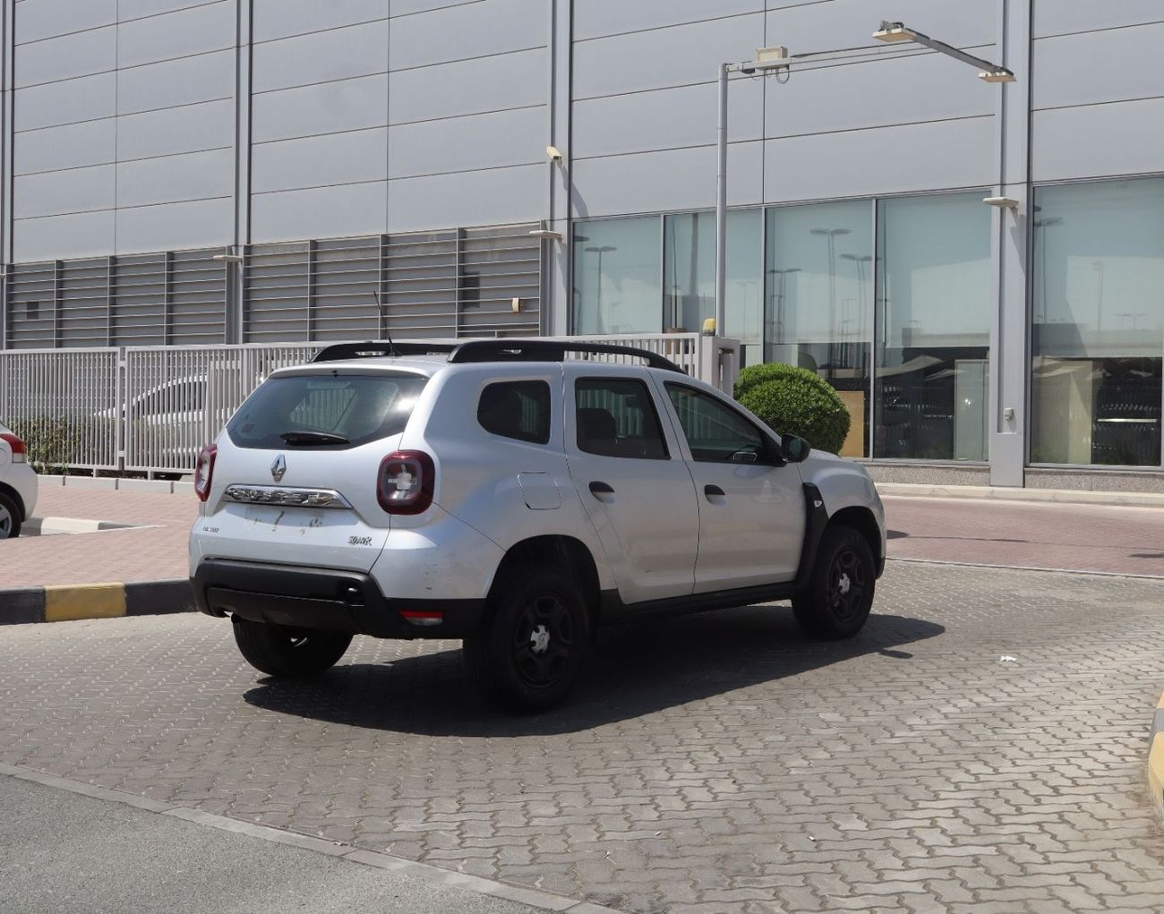 Renault Duster LE 1.6L