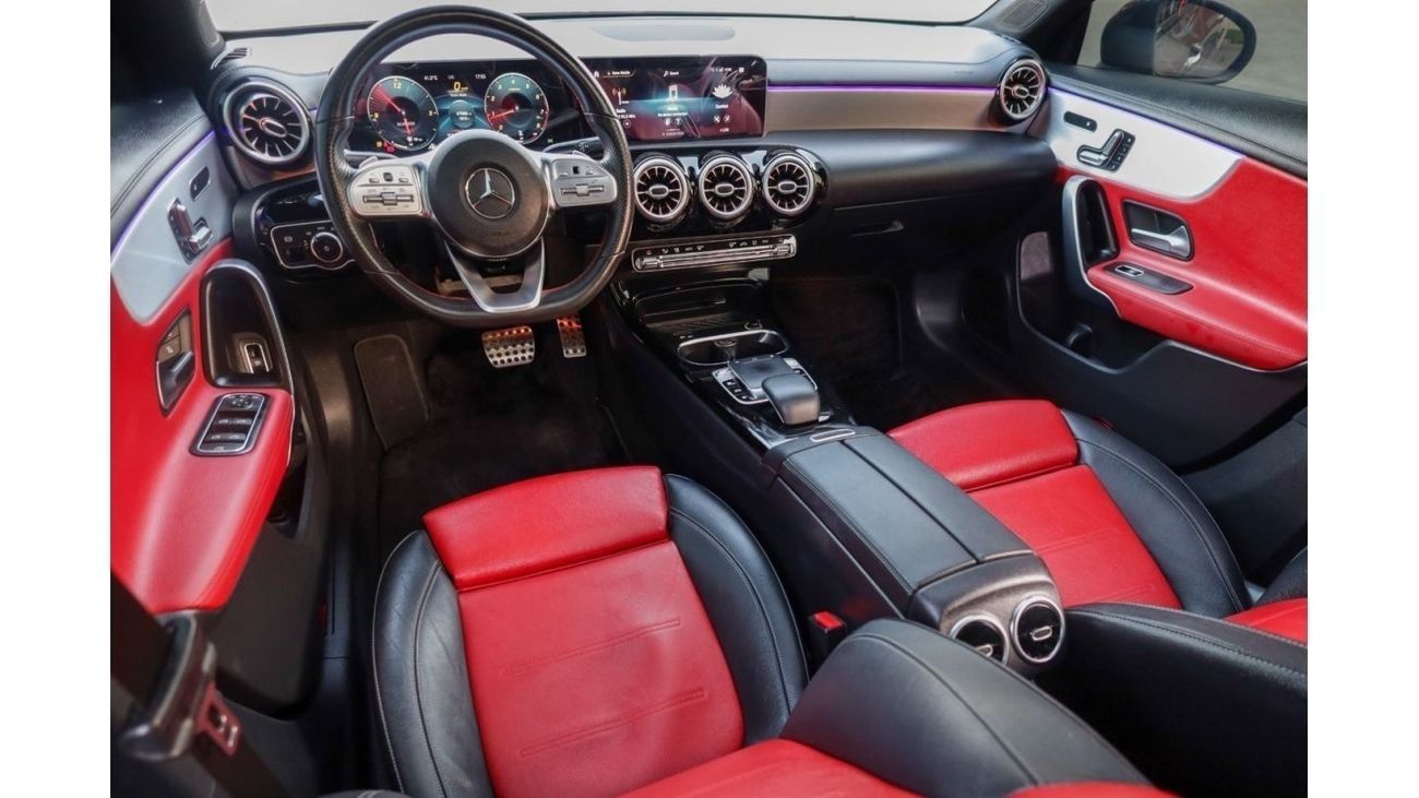 مرسيدس بنز CLA 250 بريميوم +