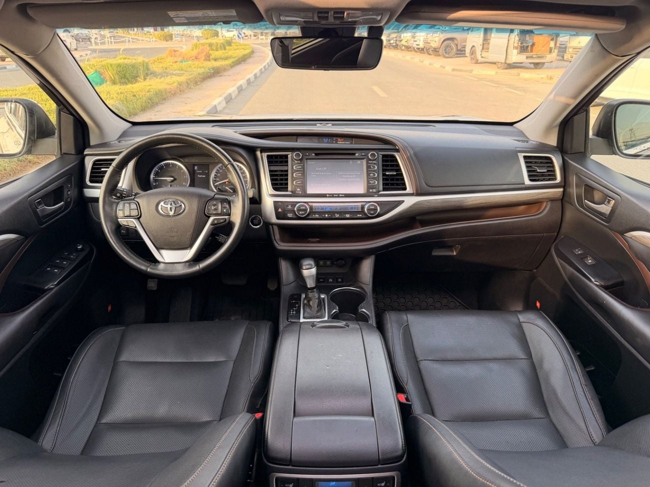 تويوتا هايلاندر Limited 4WD 3.5L / panoramic, 360 camera 2019