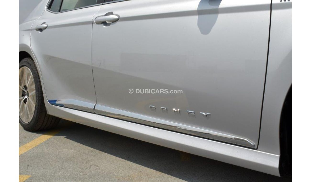 تويوتا كامري Gle Hybrid 2.5L Automatic.