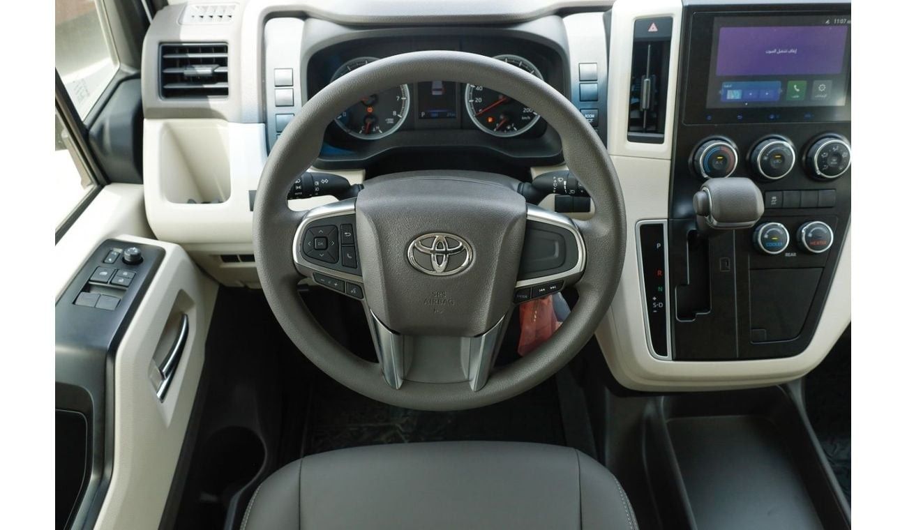 Toyota Hiace TOYOTA HIACE 3.5 AT GL WHITE 2025