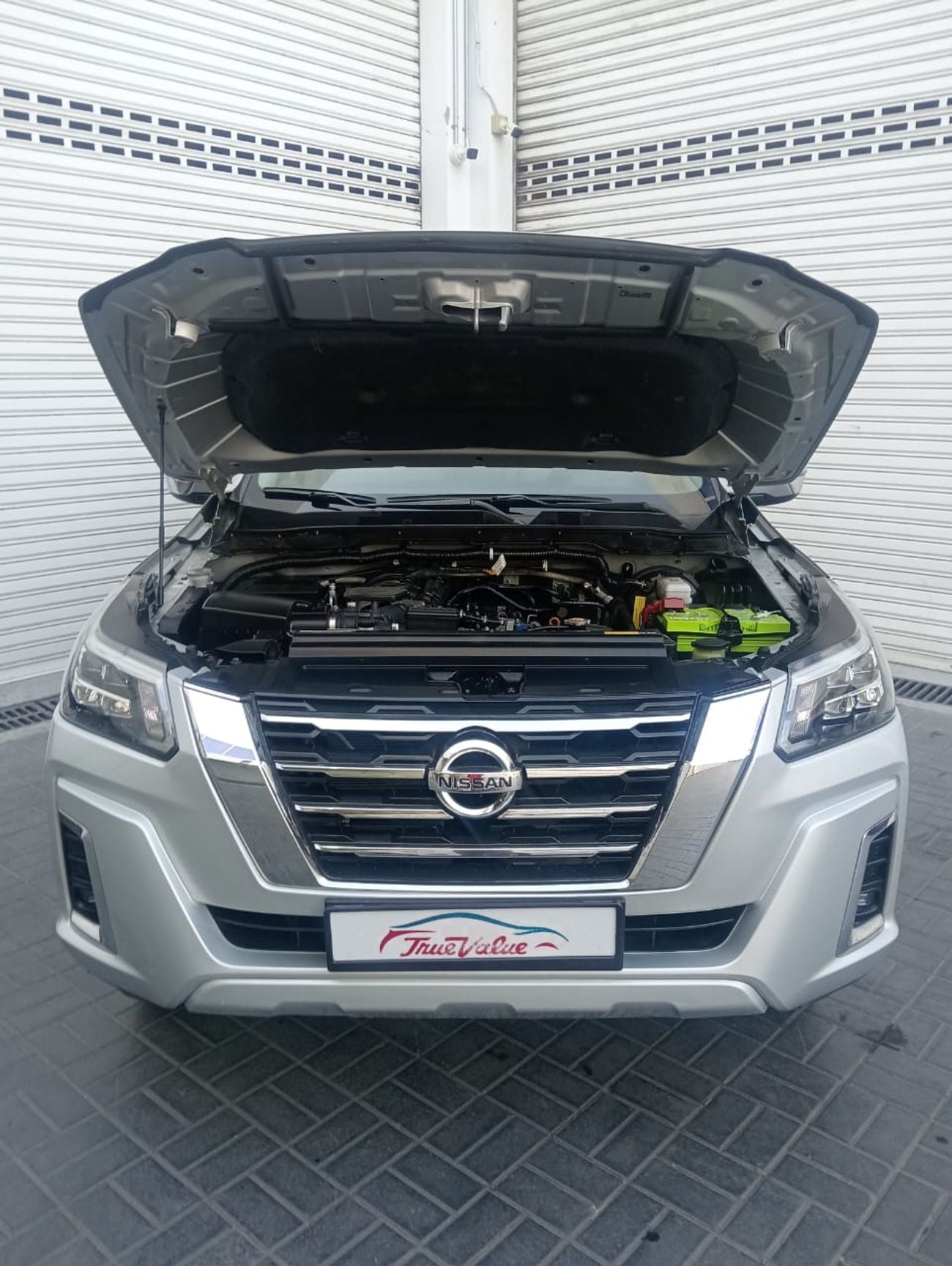 نيسان إكستيرا Titanium 2.5L 4WD