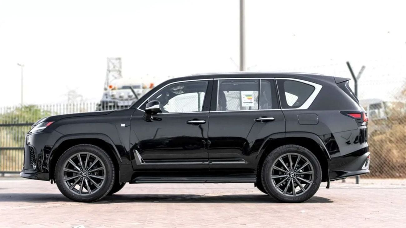 لكزس LX 700h F SPORT