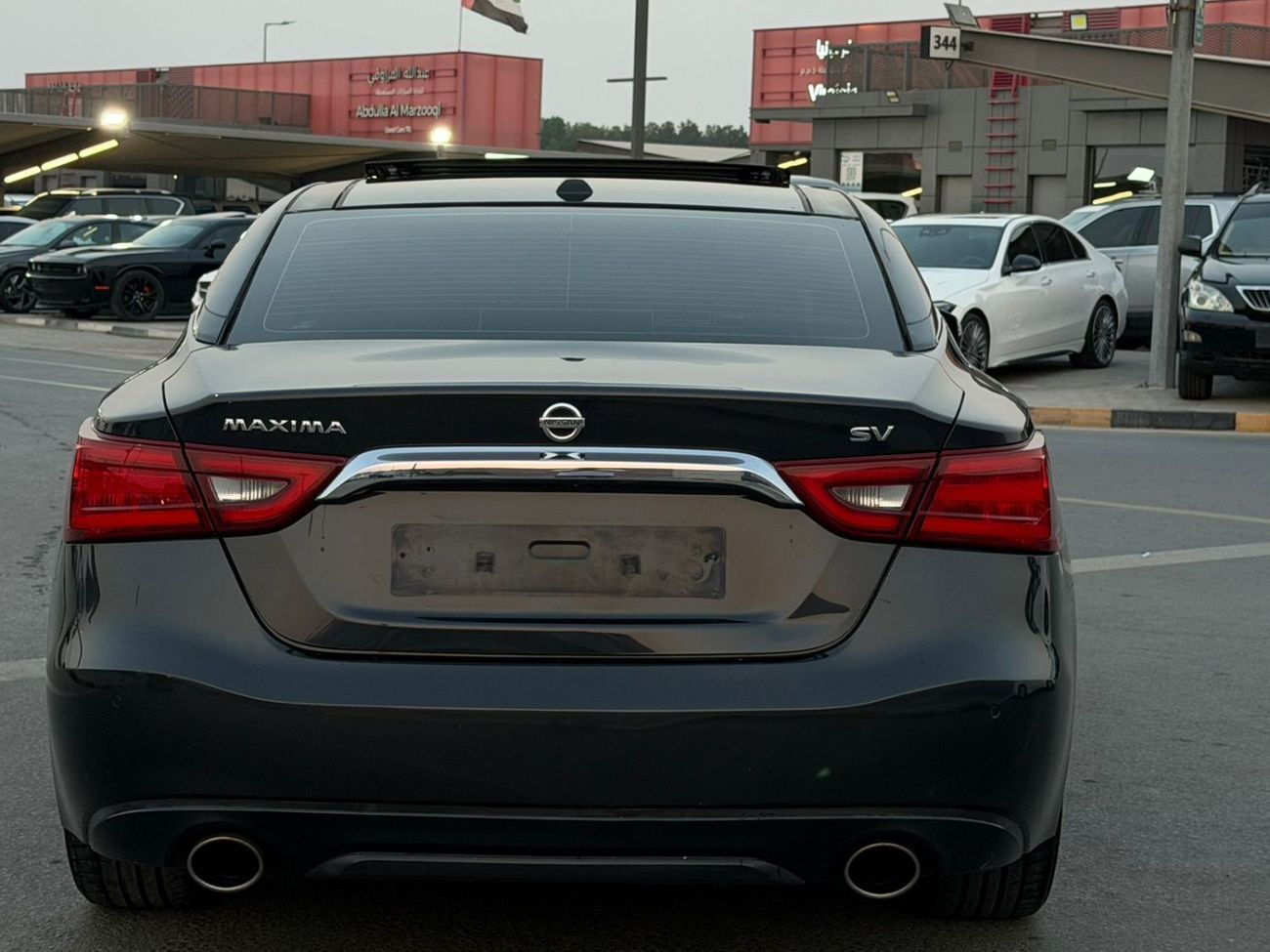 Nissan Maxima SV 3.5L Luxury and top condition