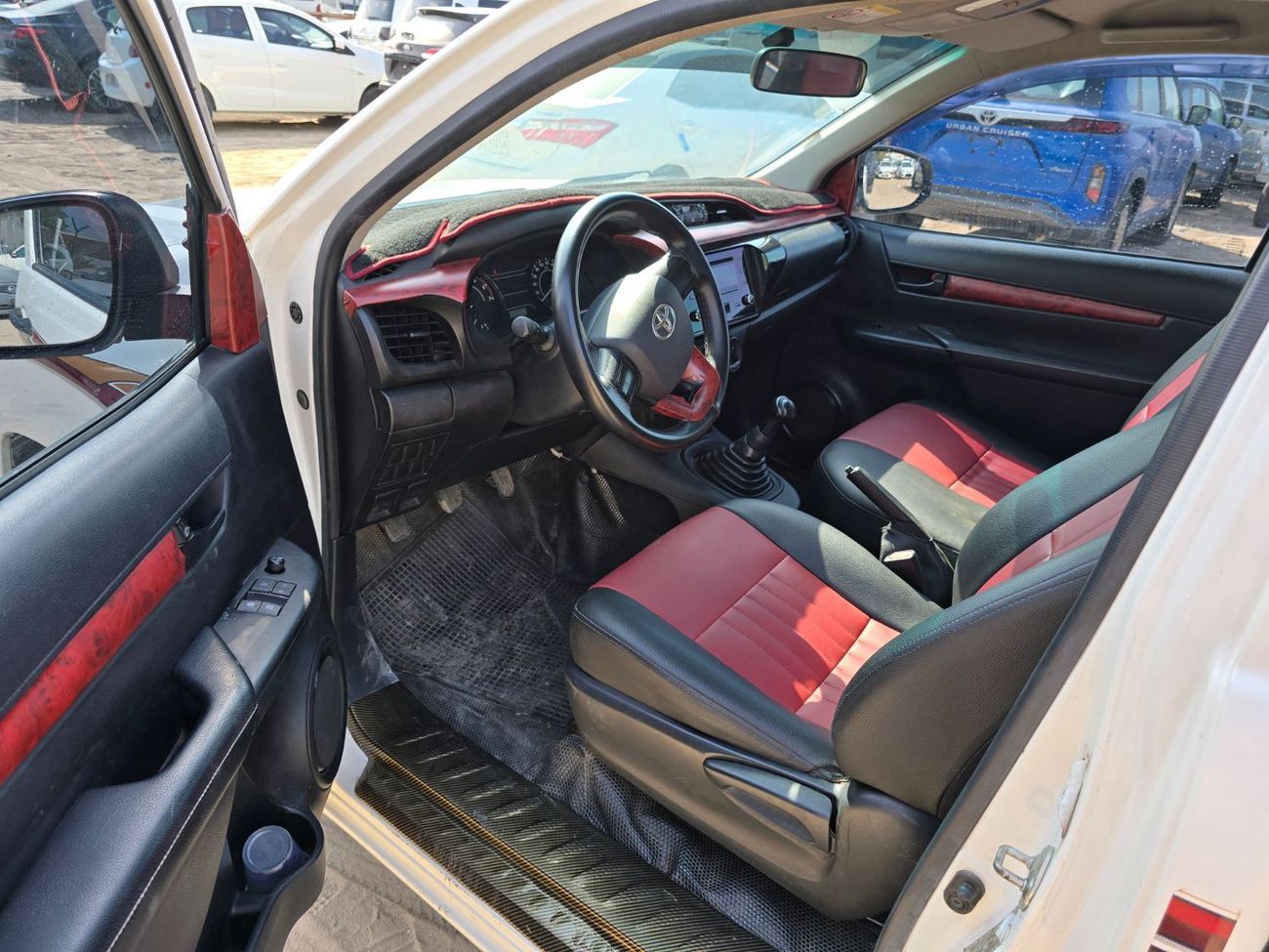 تويوتا هيلوكس GL 2.7L Single Cab Utility