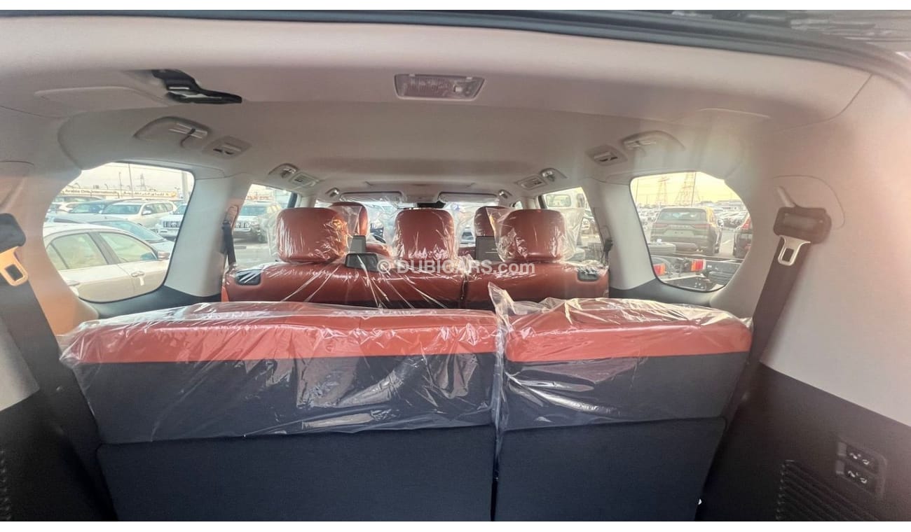 Nissan Patrol Nissan Patrol Platinum V8, 5.6 CC, Model 2023