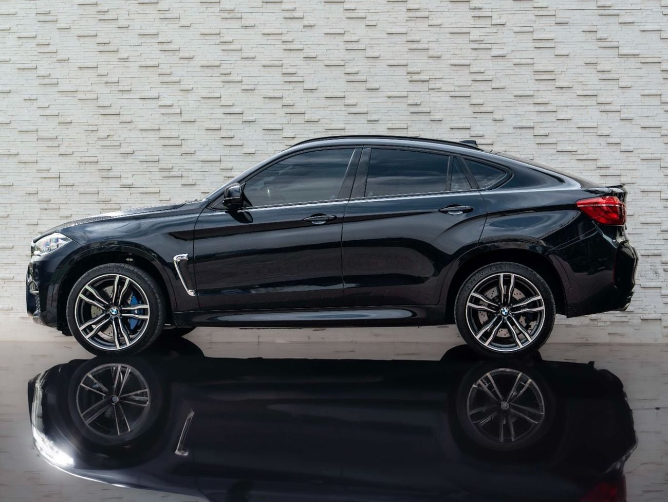BMW X6M Std 4.4L