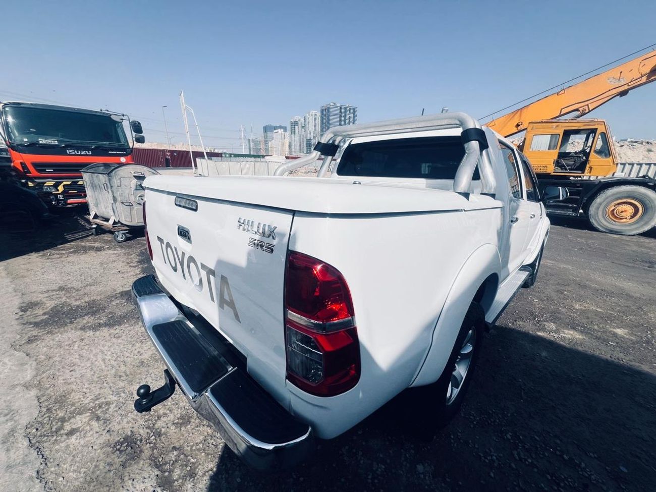 Toyota Hilux DIESEL 3.0 LITER ,AUTOMATIC RIGHT HAND DRIVE