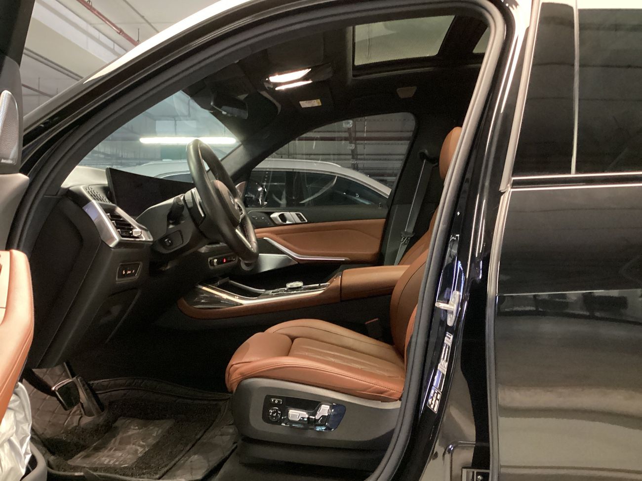 بي أم دبليو X7 M60i | شامل الضمان | 0 ﺪﻔﻋﺓ ﺃﻮﻟﻯ