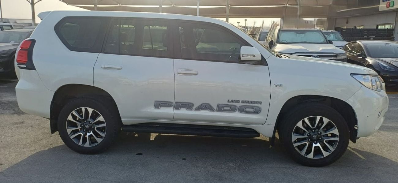 Toyota Prado USED TOYOTA PRADO TX-L COLOR WHITE MODEL 2023
