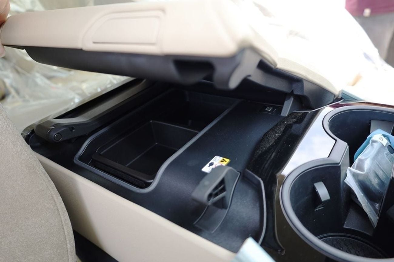 Toyota Land Cruiser 2026 Toyota Land Cruiser GXR - Saudi Arabia Specifications (GCC)