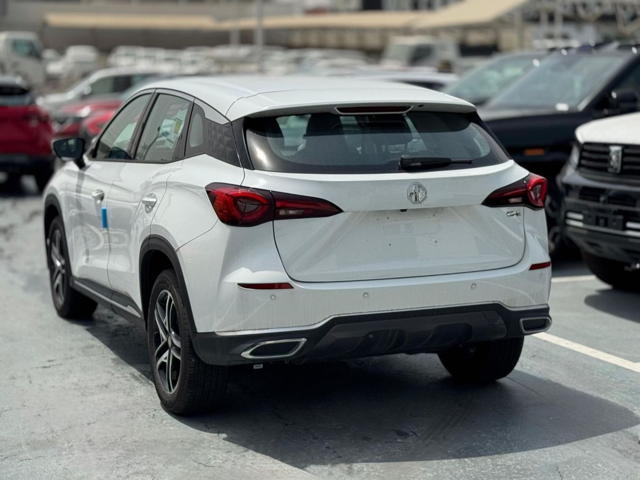 أم جي وان LUX 1.5L Petrol FWD 2024 Export Price @ 47,000 AED