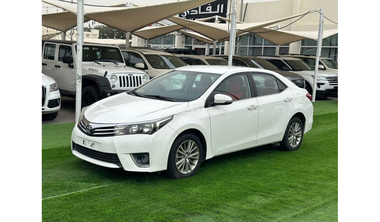 Toyota Corolla SE+ MODEL 2015 GCC CAR PREFECT CONDITION INSIDE AND OUTSIDE FULL OPTION SEplus Full electric control