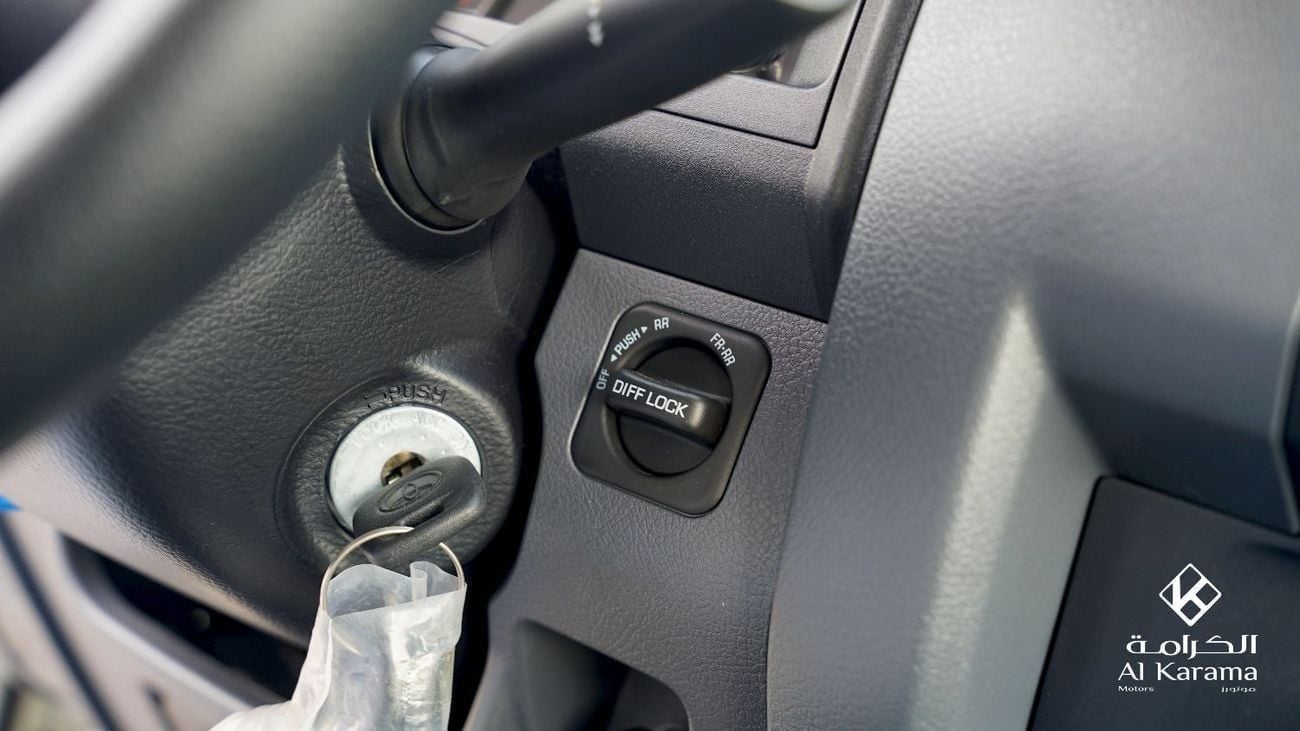 Toyota Land Cruiser 70 4.2L Diesel Engine | Manual 4x4 Transmission | Diff Lock | 5 Door | 9+ Seating