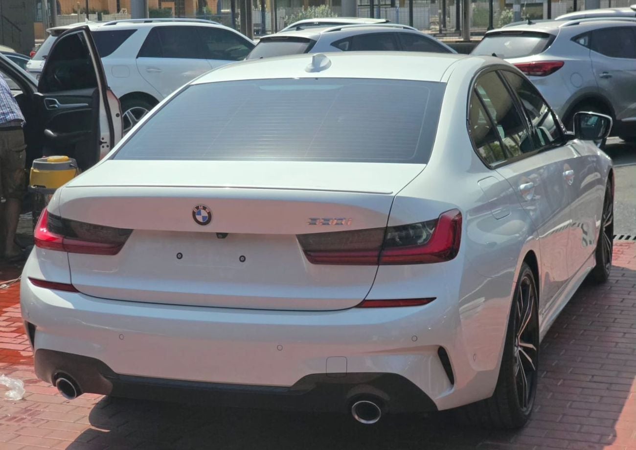 BMW 330i M Sport 2.0L (258 HP) M Sport Warranty & service 2022 GCC