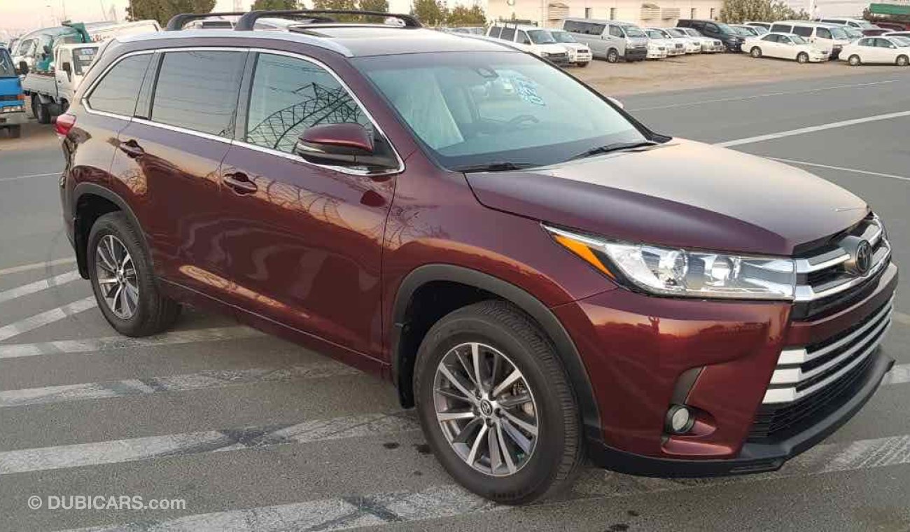 Toyota Highlander FRESH AMERICAN IMPORTED CAR WITH CUSTOM PAPER أوراق جمارك  VERY NEAT AND EXCELLENT CONDITION  VERY G