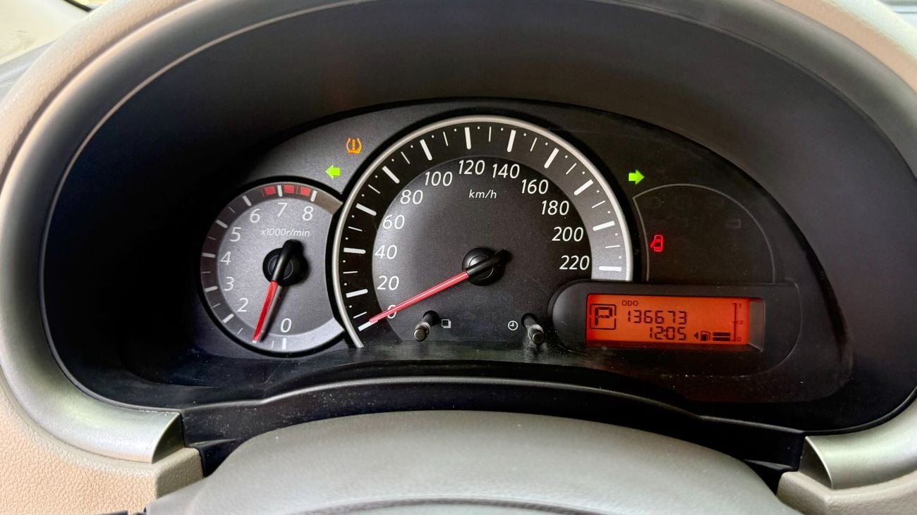 نيسان ميكرا SL 1.5L