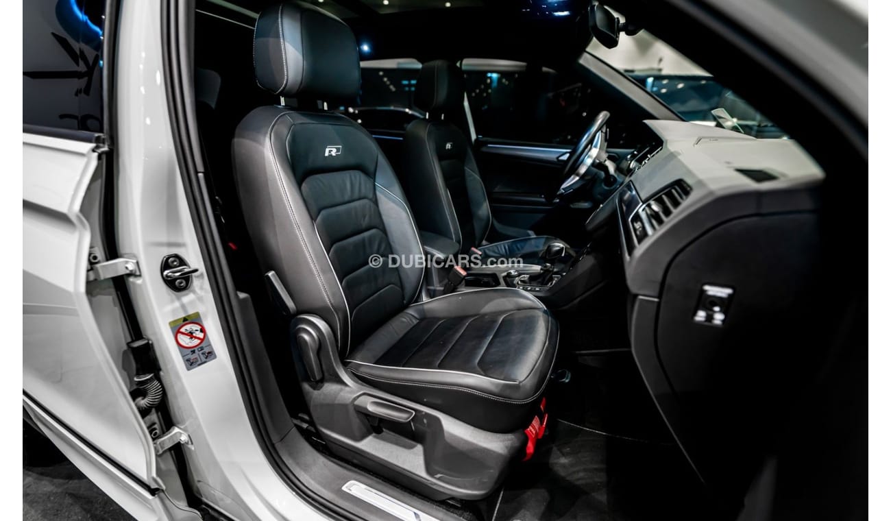 فولكس واجن تيجوان 2019 Volkswagen Tiguan R-Line 4-Motion, 2024 Agency Warranty, Low KMs, GCC