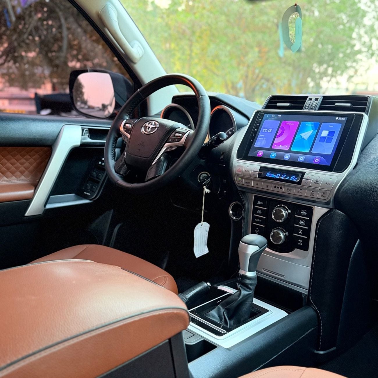 تويوتا لاند كروزر VXR محرك VXR V4 سعة 2.7 لتر بتصميم مُحسّن لعام 2023، تصميم خارجي وداخلي كامل المواصفات
