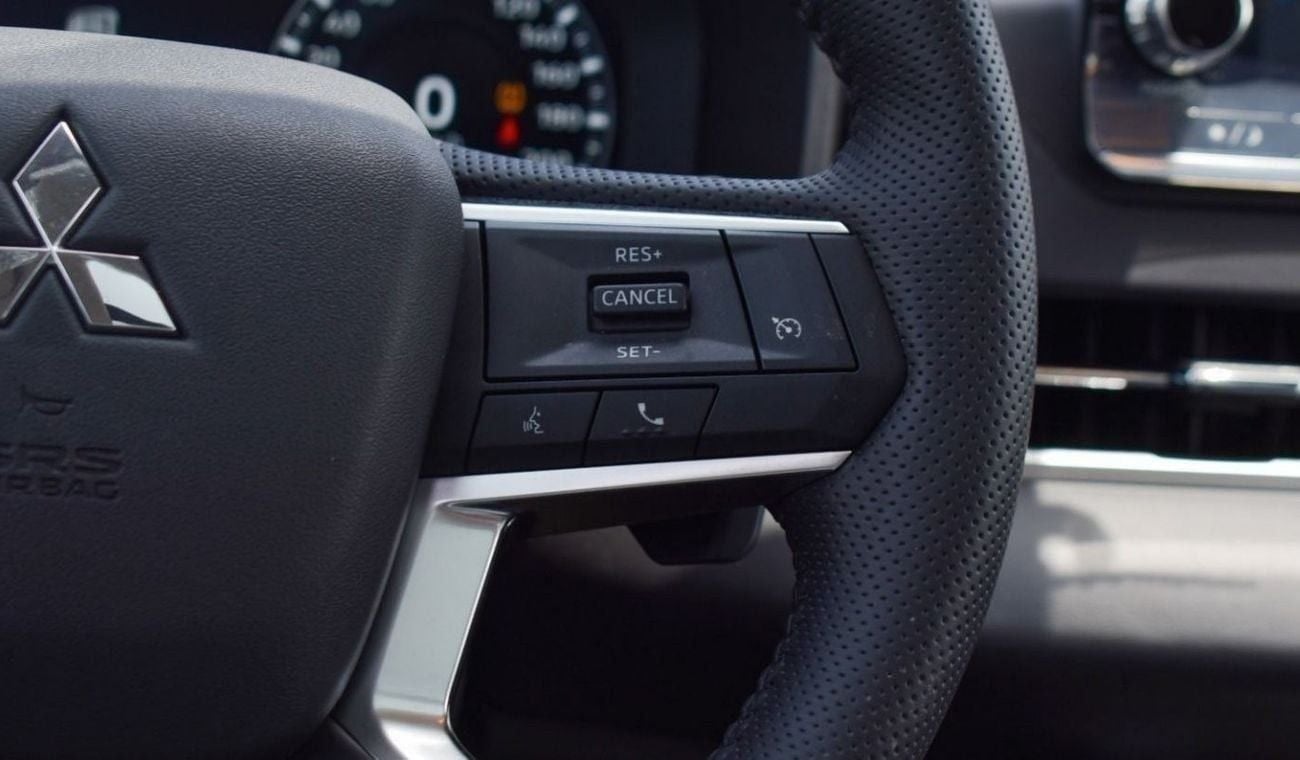 Mitsubishi Outlander Brand New Mitsubishi OutlanderHighLine 2025 Export 2.5L FWD | A/T |White/Black| Petrol | OUTLANDER-H