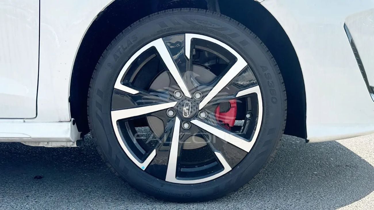 Kaiyi E5 Kaiyi E5 1.5T CVT LUXURY AT 2024 • Petrol • Automatic