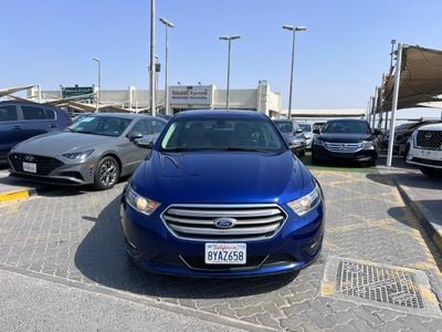 Ford Taurus VERY CLEAN CAR LOE MILEAGE
