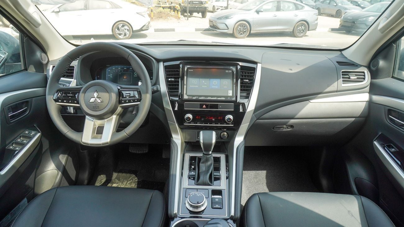 ميتسوبيشي مونتيرو سبورت 3.0L