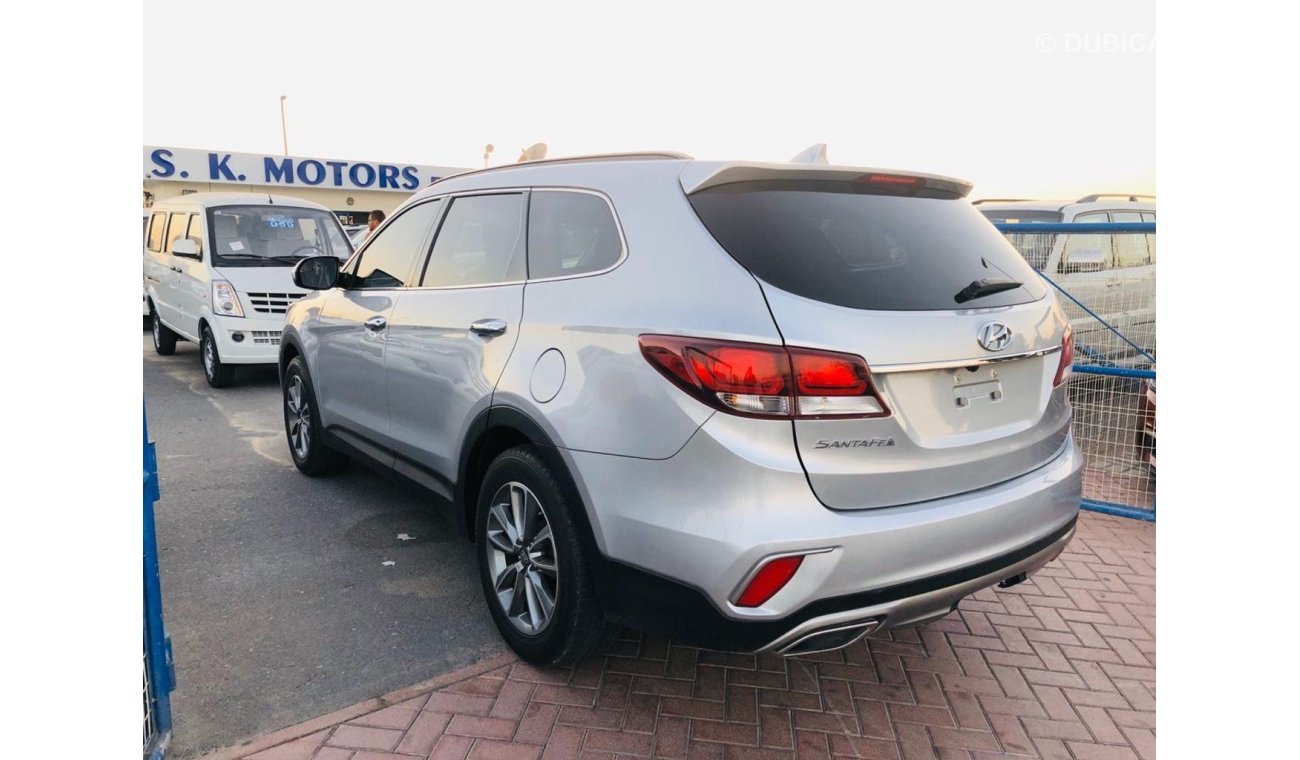 هيونداي سانتا في GRAND - 7 SEATS - DVD - REAR CAMERA - POWER SEAT-LOT-582