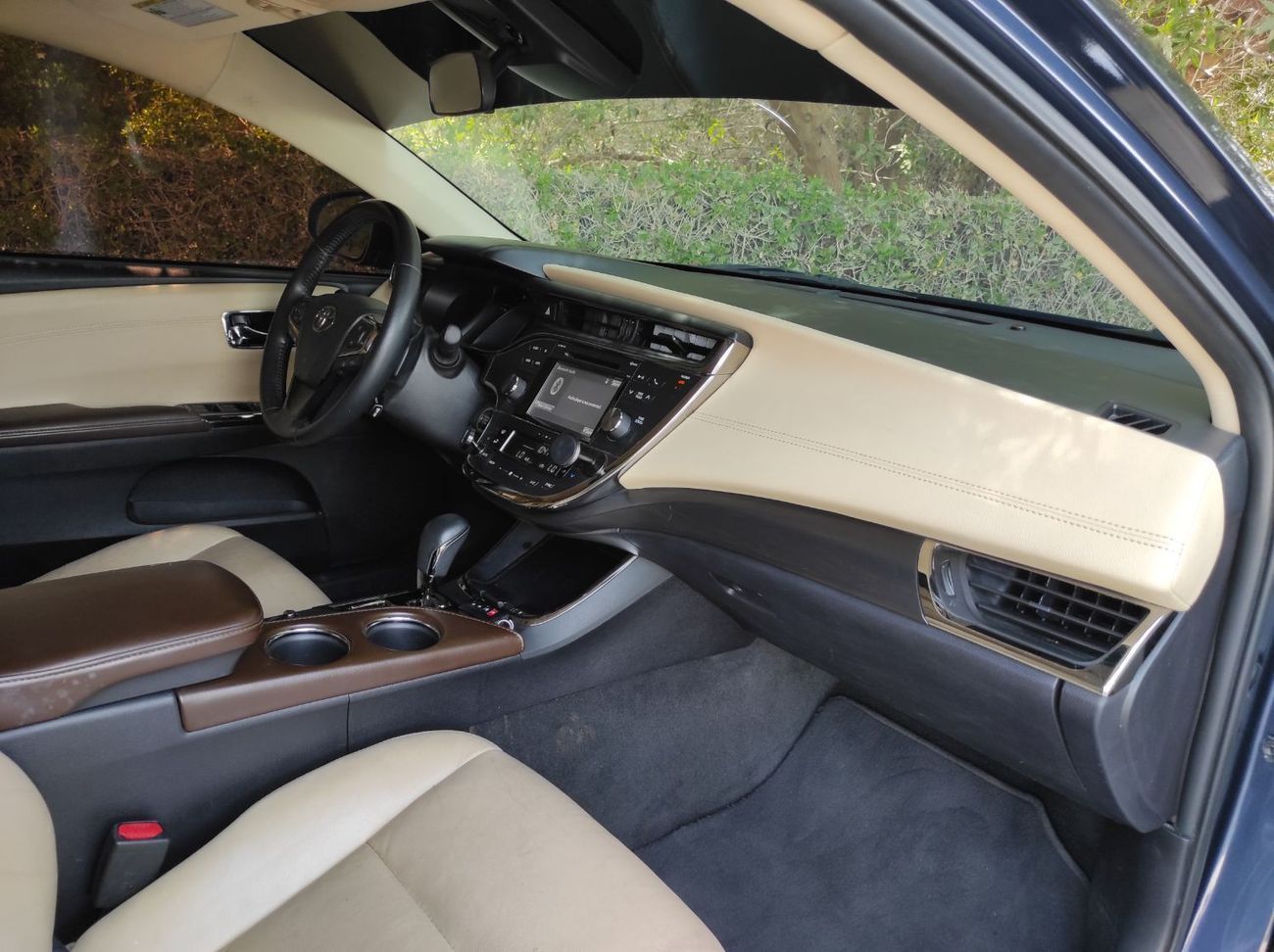 Toyota Avalon Toyota Avalon 2017 xle V6 full options with out sunroof clean car