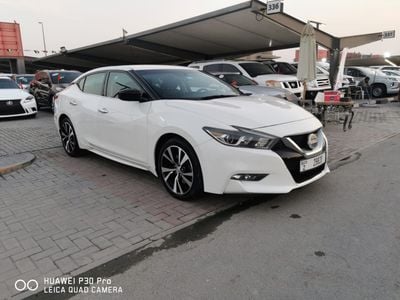 نيسان ماكسيما فول ابشن بحاله ممتازة