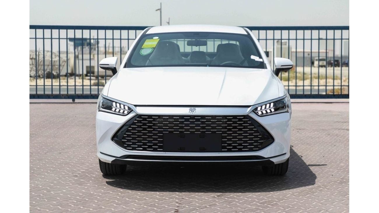 بي واي دي كين بلاس 2024 BYD Qin Plus DM-i Honor Lead 1.5 plug-in Hybrid - أبيض من الداخل بني | للتصدير فقط