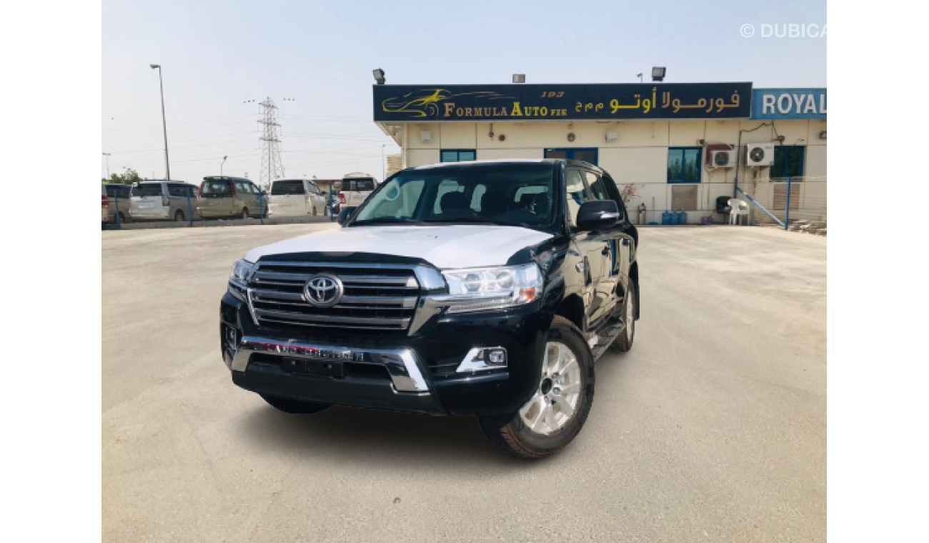 تويوتا لاند كروزر GXR 4.6L V8 // 2021 // BLACK INSIDE GRAY   WITH SUNROOF , COOL BOX , PUSH START // SPECIAL OFFER //