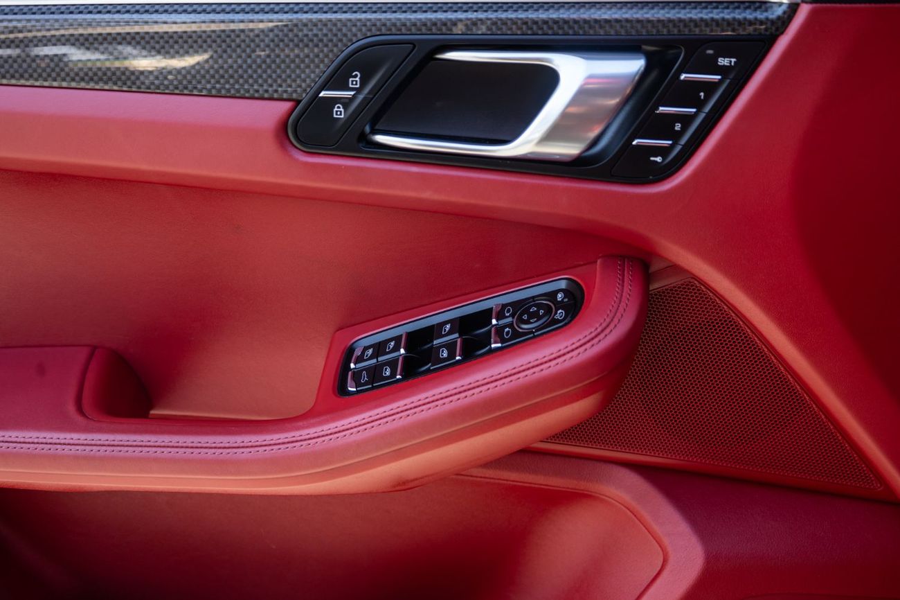 بورش ماكان Std 2.0L (252 HP)