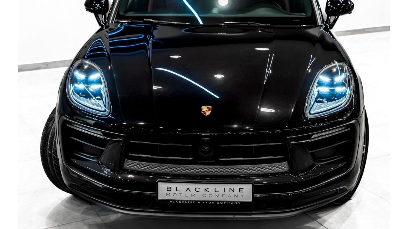بورش ماكان 2023 Porsche Macan, 2025 Porsche Warranty, Full Service History, Sports Exhaust, Low Kms, GCC