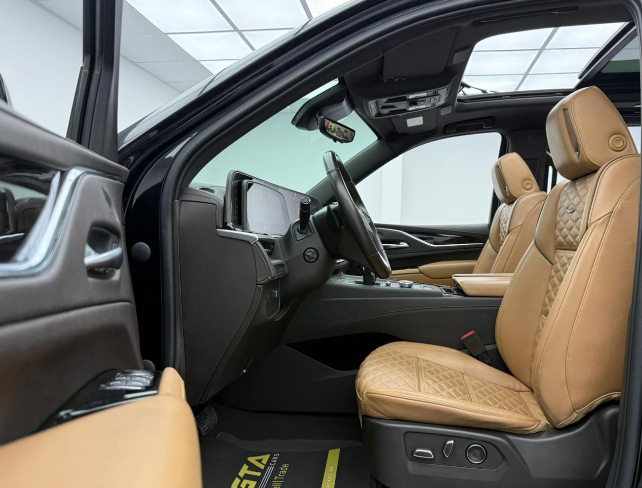 Cadillac Escalade Sport 6.2L 4WD 2023 Cadillac Escalade Sport, 2027 Cadillac Warranty + Service Pack, Low Km, Fully Lo