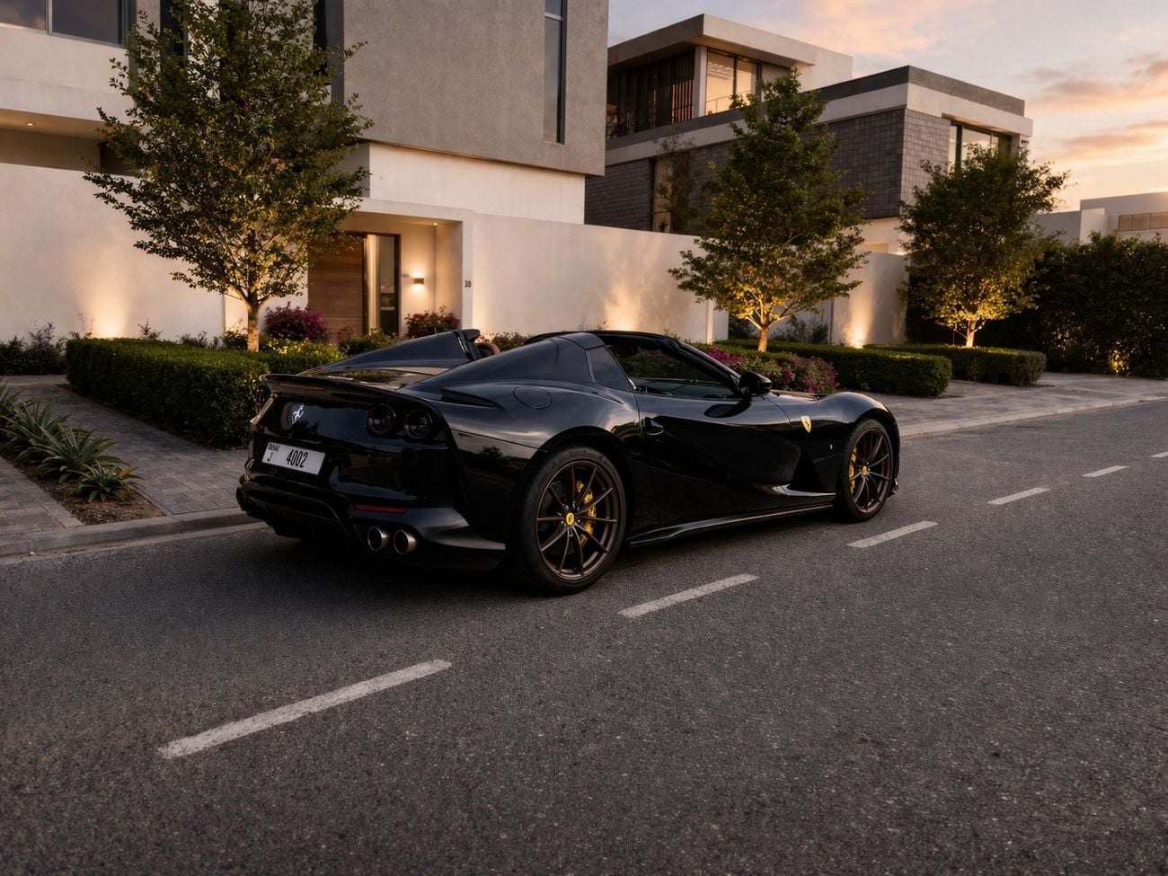 Ferrari 812 GTS full warranty and service history